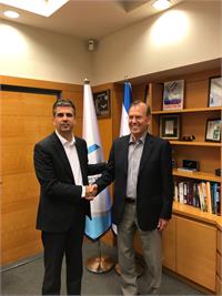 יו"ר רשות החדשנות עמי אפלבום ושר הכלכלה והתעשייה אלי כהן קרדיט- יחצ רשות החדשנות